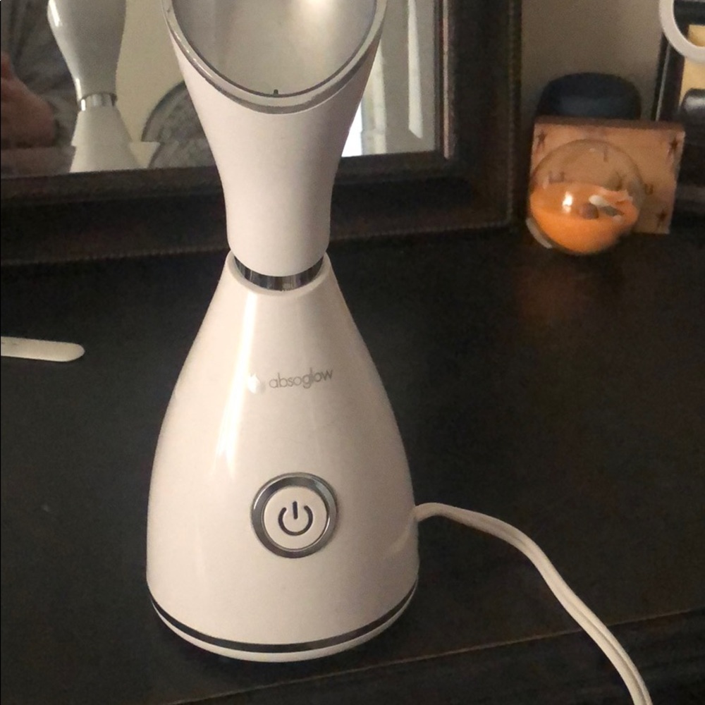 Facial steamer